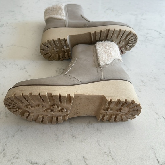 DV by Dolce Vita Sherpa Trim Faux Leather Cold Weather Ankle Boots - Picture 8 of 8